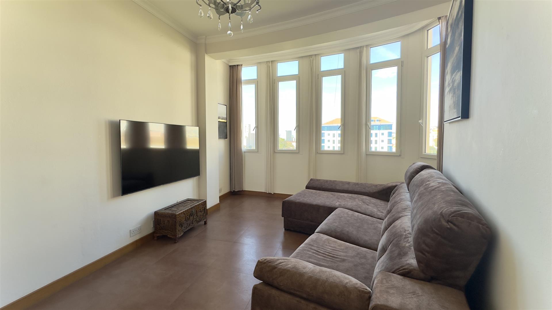 Image of Apartment - 3 Bedrooms - 1 Bathrooms for Sale in Trafalgar House-Gibraltar, Image 10
